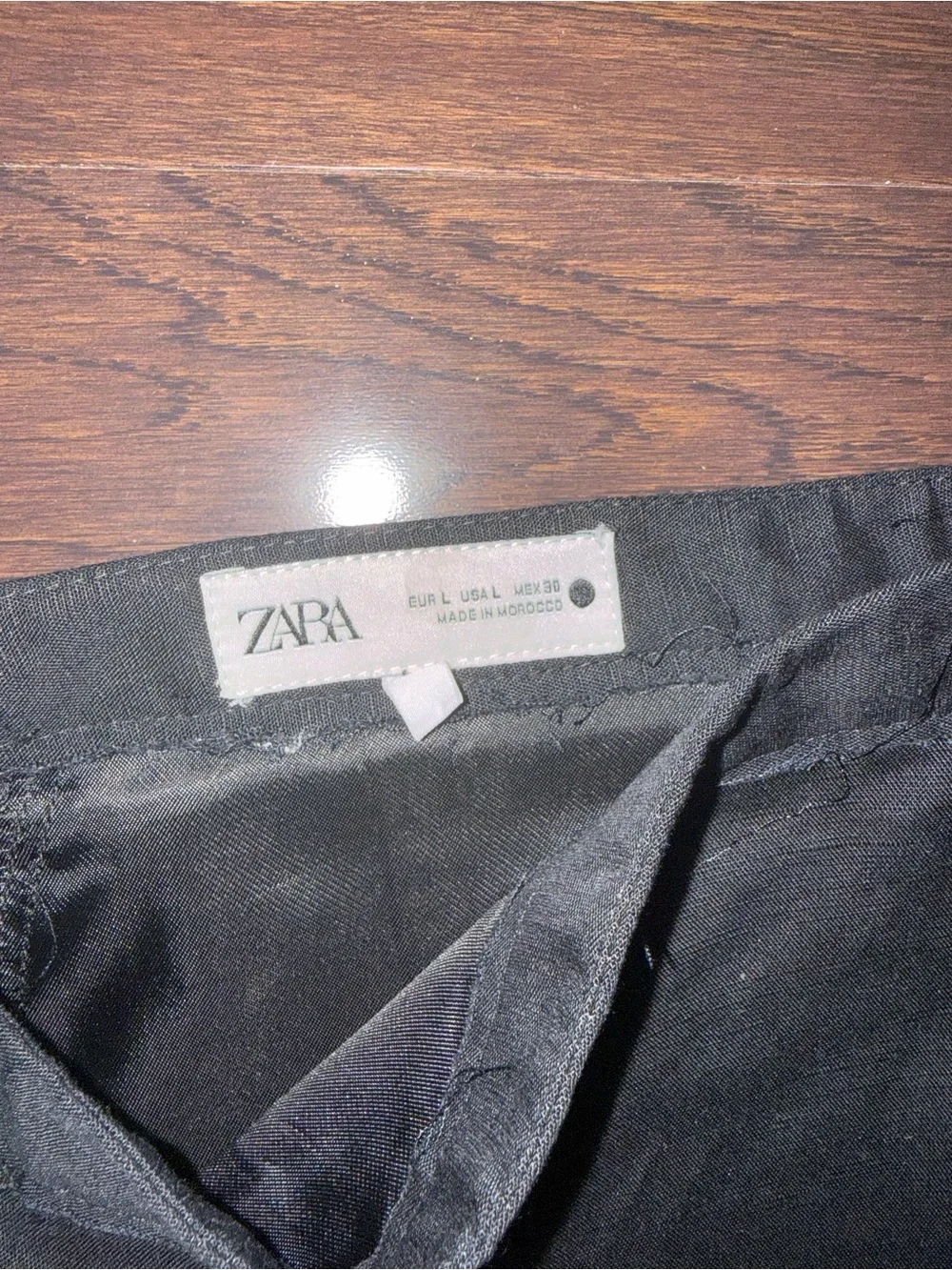 ZARA Black Womens bermuda shorts linen blend raw hem L